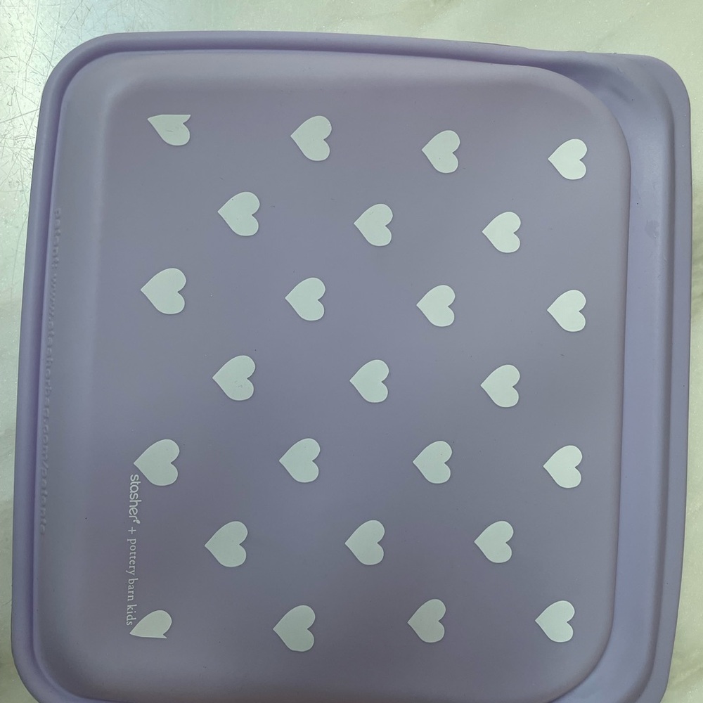Stasher x Pottery Barn Purple Silicone Bag with Heart Design